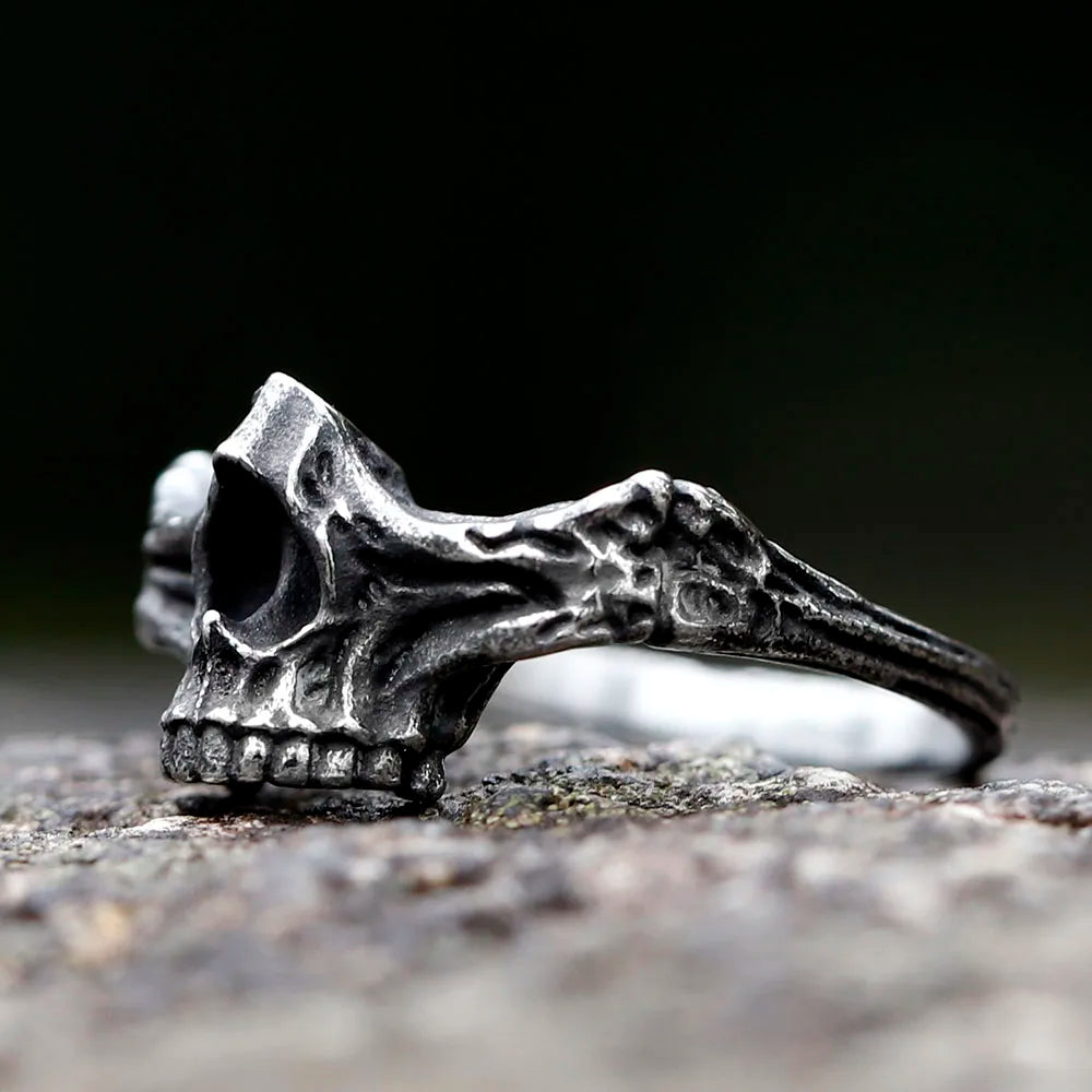 Skull Ring — Gothic Steel Vintage