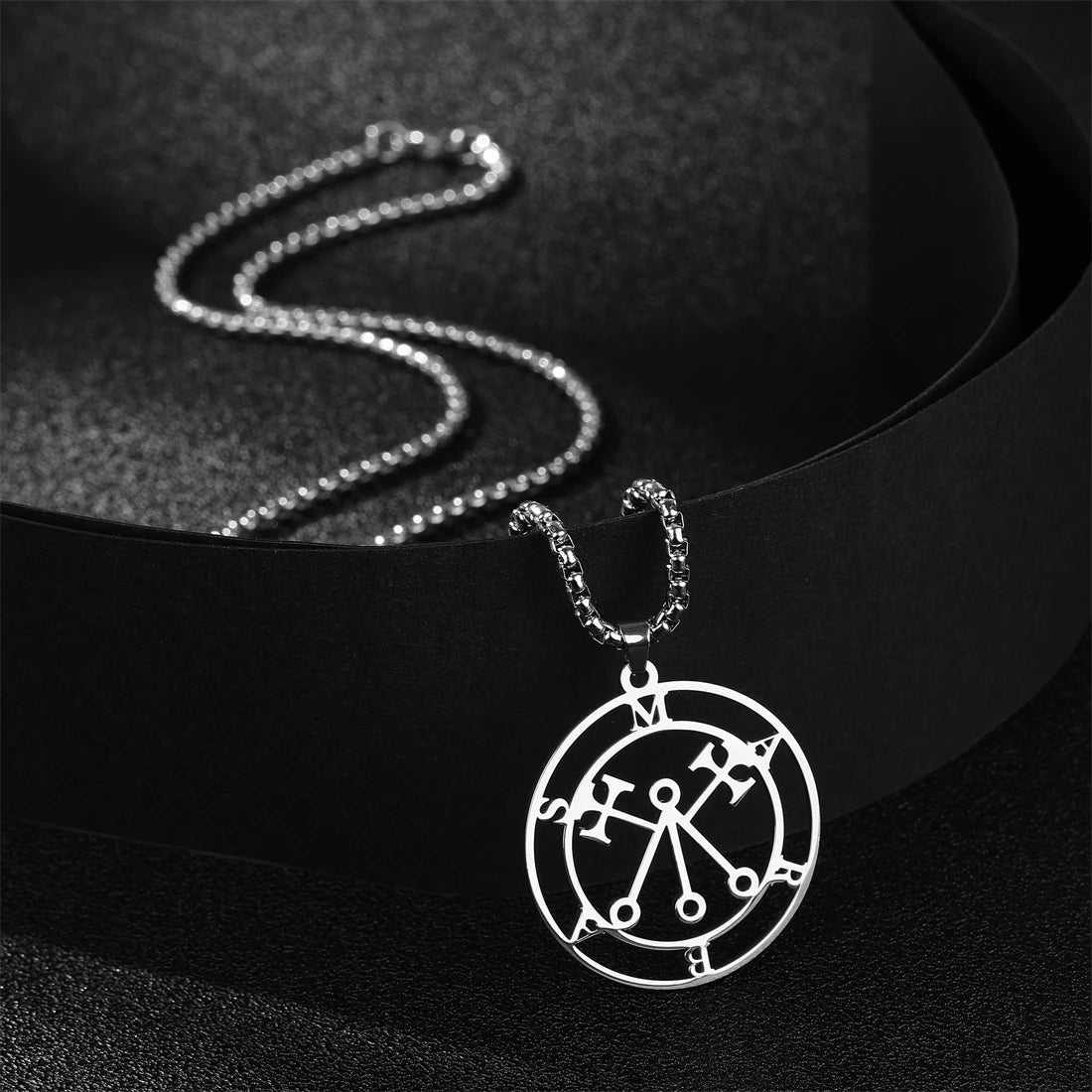 EUEAVAN Mythical Goddess Sigil of Lilith Necklaces Stainless Steel Demon Seal Marbas Pendant Necklace Solomon Amulet Jewelry