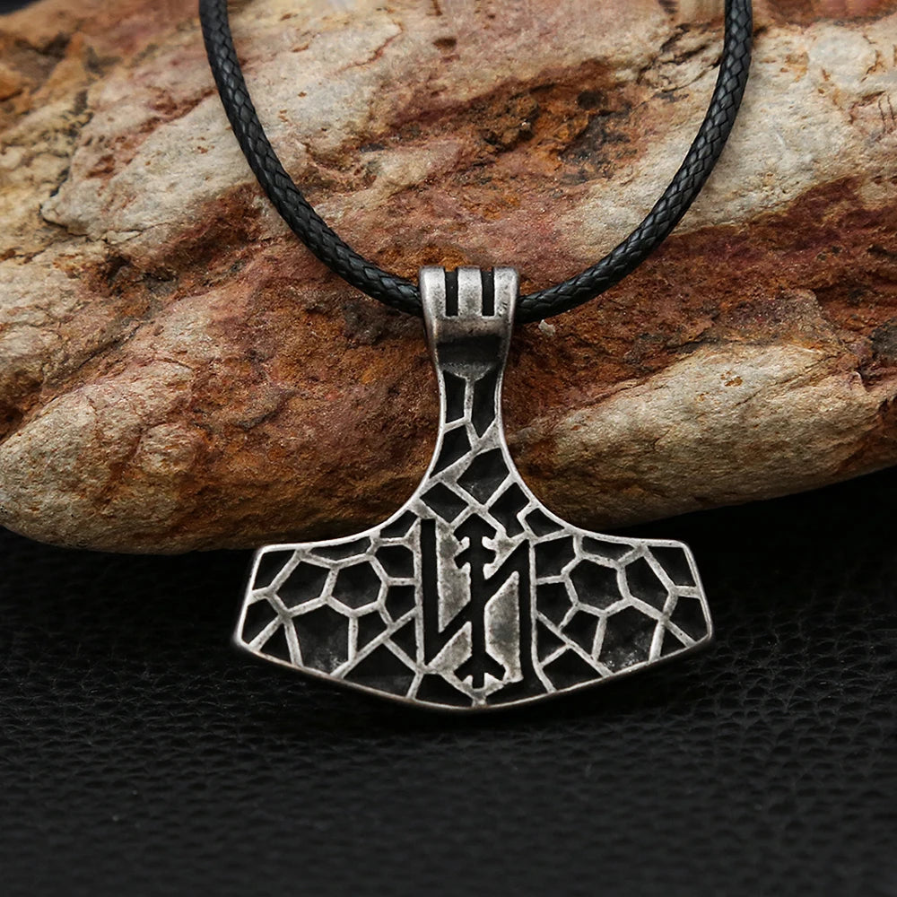 Thor Hammer Pendant Black — Stainless Steel