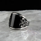 Retro Curved Black Resin Onyx Ring For Men Classic Metal Designer Ring Jewelry Gothic Rock Hiphop Unisex Accessories