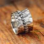 Skeleton Hand Bone Skull Ring — Stainless Steel