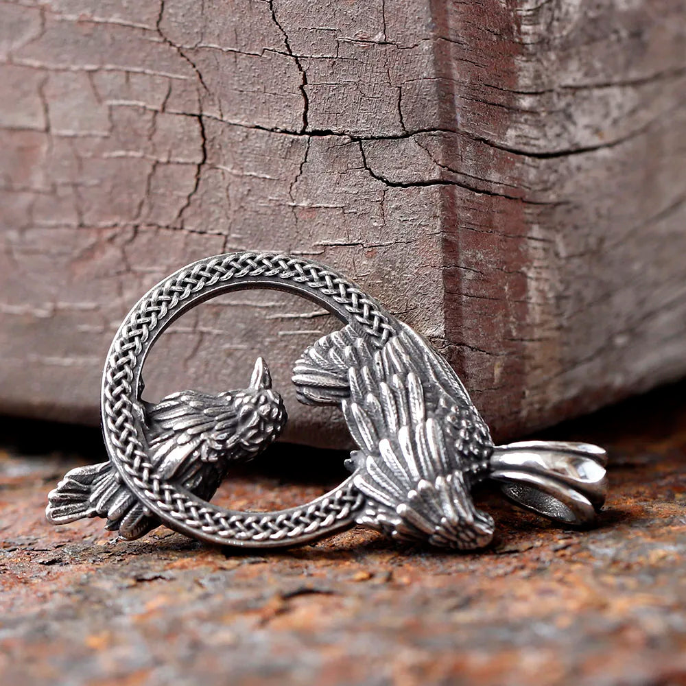 Nordic Vikings Raven Pendant Necklace Fashion Odin Huginn and Muninn Necklaces For Men Women Stainless Steel Charm Jewelry Gifts