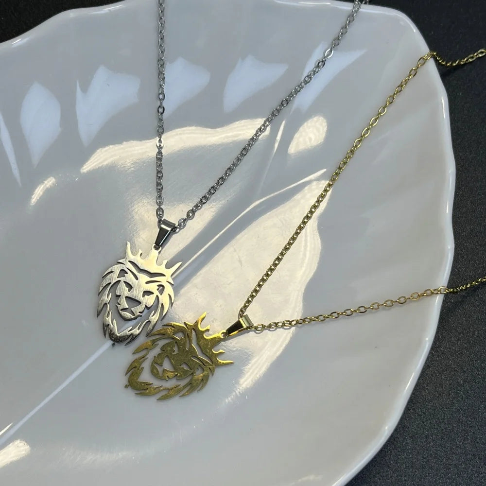 Stainless Steel Cut Lion Necklace Gold Plated Pendant Lion Pendant Engraved Disc Charm Wild Lion Men and Women