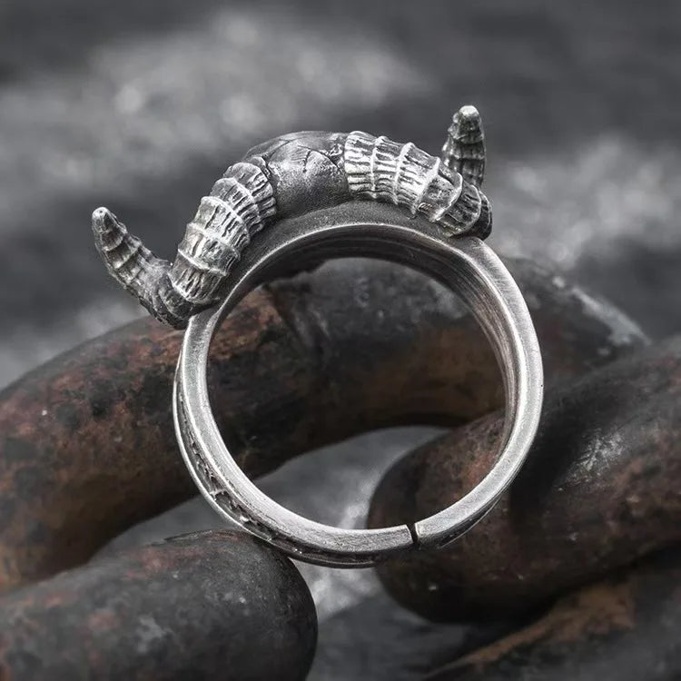 1 Retro Punk Skull Ram Head Ring - Unisex Hip-Hop Style with Motorcycle Elements, Adjustable Open Design, Skull