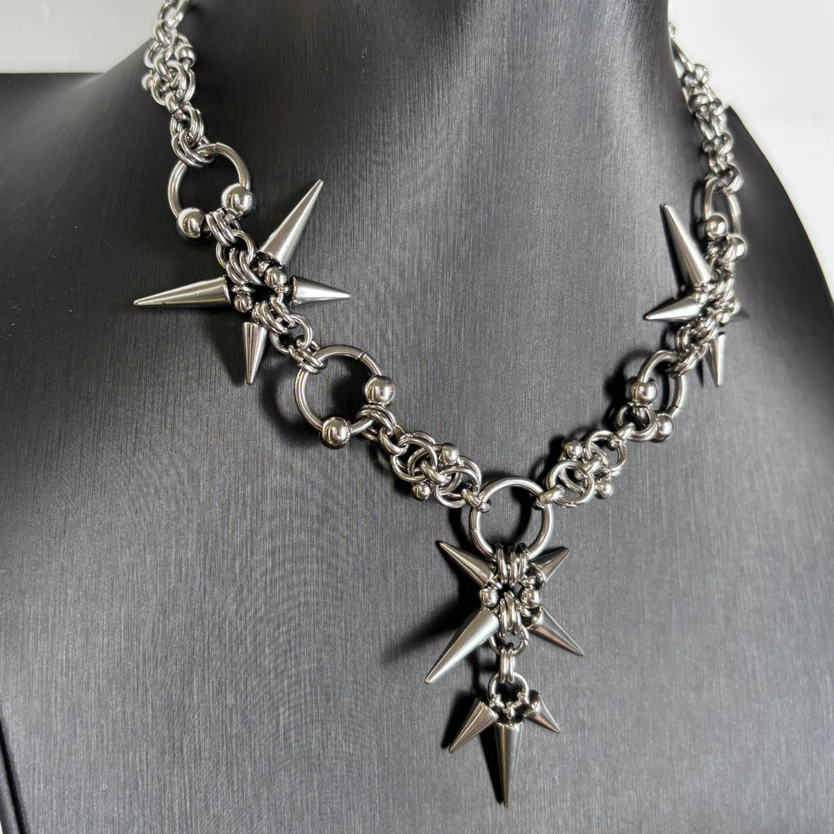 Gothic Geometric Rivet Chain Necklace — Two-Tone