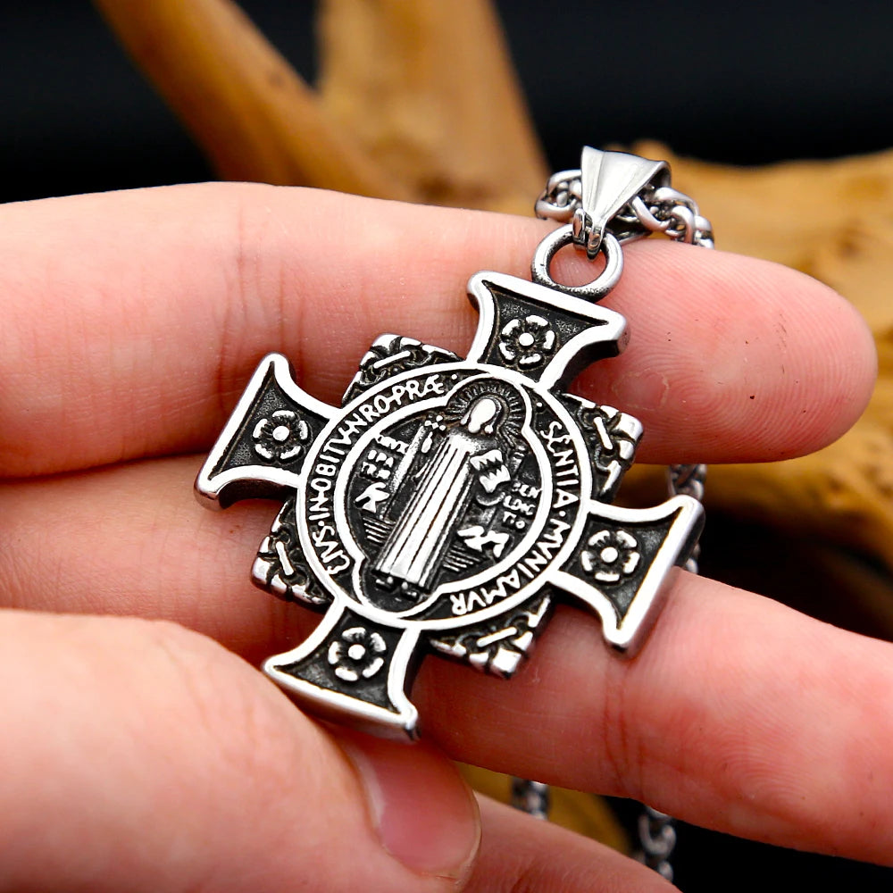 Fashion Retro Christ Jesus Necklace Stainless Steel Rune Cross Pendant For Men Women Punk Amulet Jewelry Gift