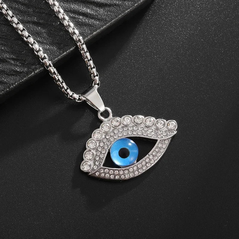 Eye of Horus Pendant Necklace