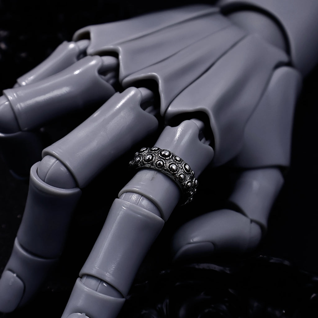 Cthulhu Tentacle Open Ring for Men — Gothic Silver-Tone Band