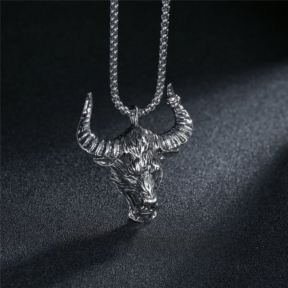 Punk Bull Buffalo Skull Pendant Necklace For Cool Men Women Stainless Steel Long Chain Necklace Party Gift Hip Hop Jewelry