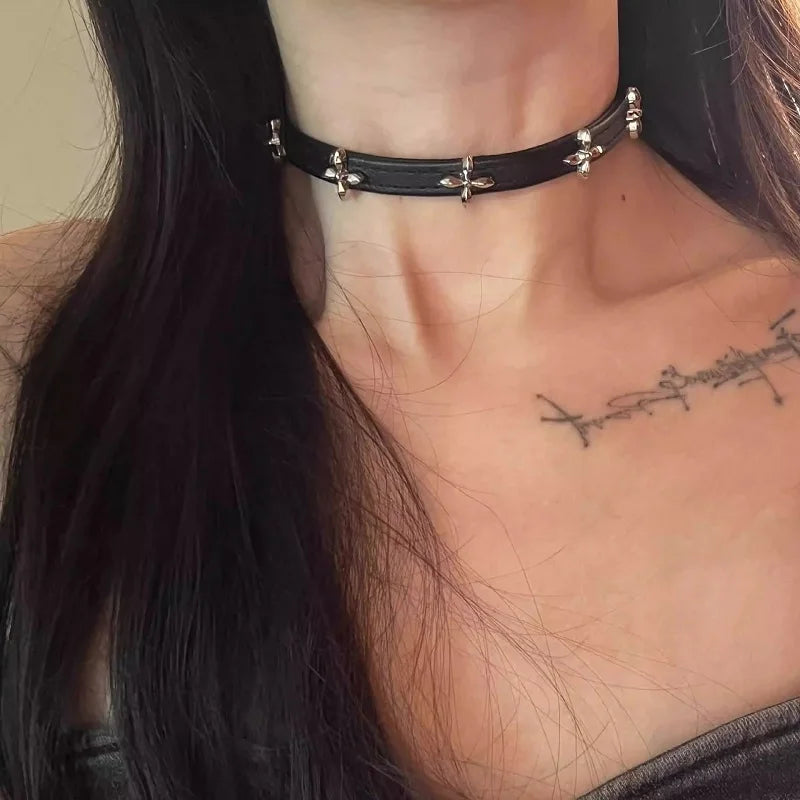 Y2K Spike Cross Black Pendant Necklace