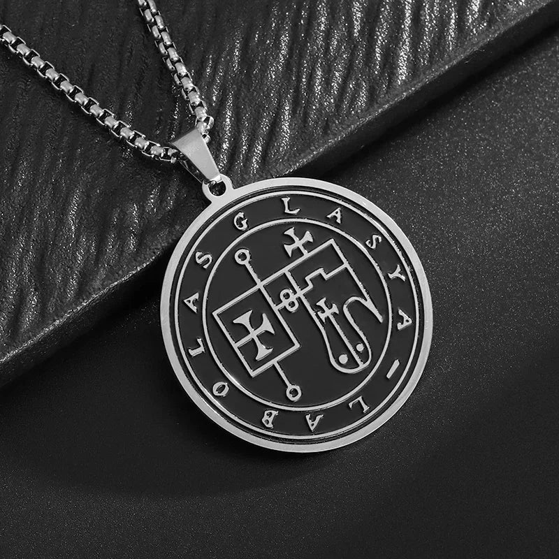 Stainless Steel Trinity Celtic Knot Nordic Rune Pendant Necklace Retro Ethnic Style Irish Knot Lucky Amulet Jewelry for Men