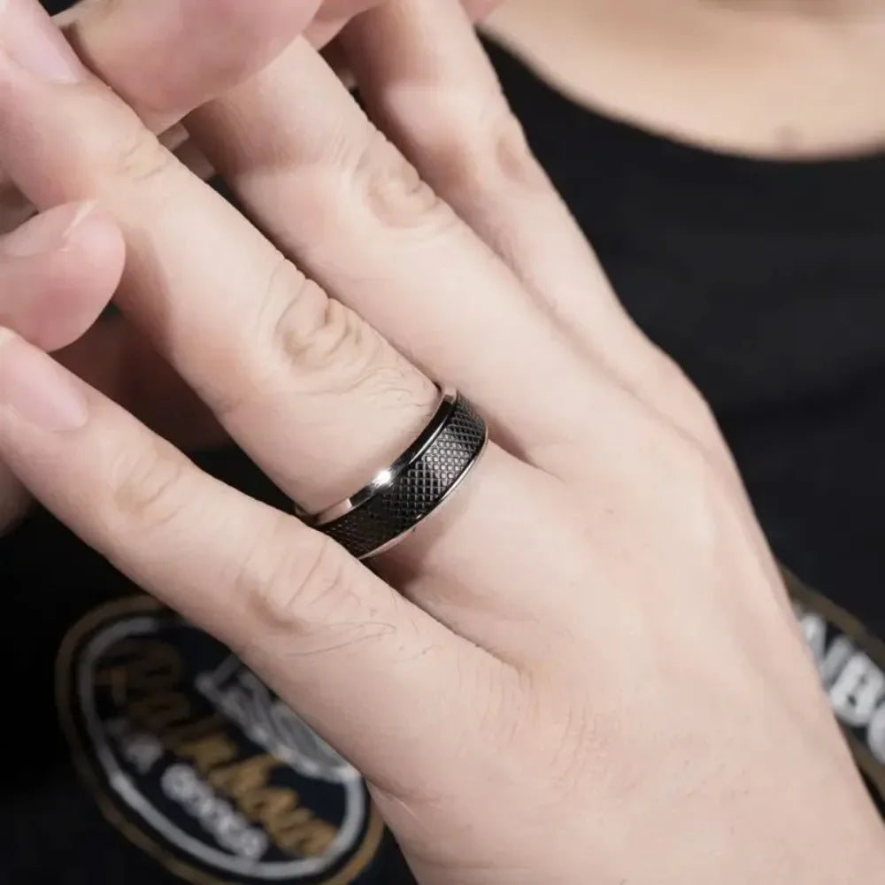 Top Quality Simple Stainless Steel Men Rings Western Titanium Steel Black White Ring For Fashion Jewelry