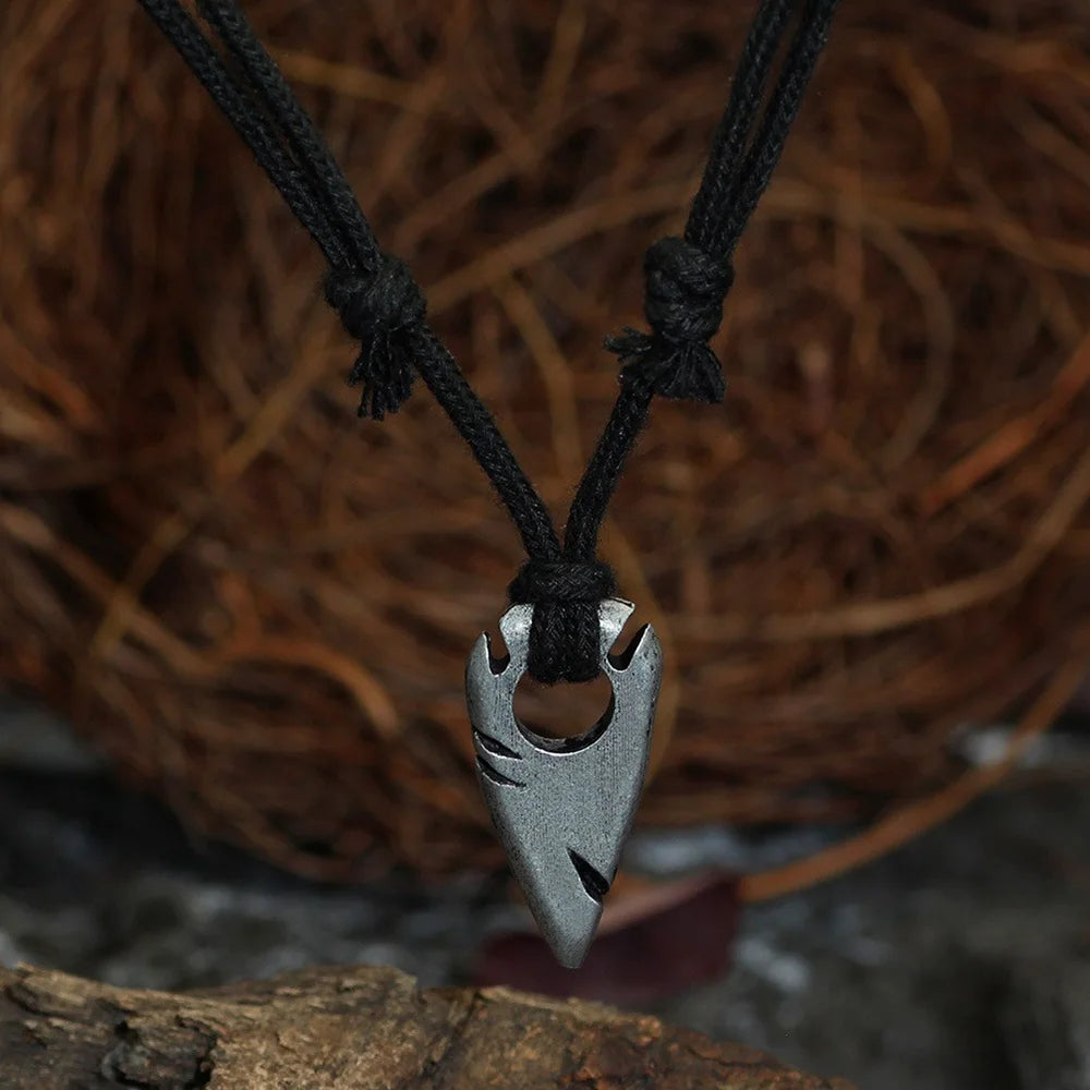 Alloy arrow pendant necklace fashion accessories retro men's necklace wholesale