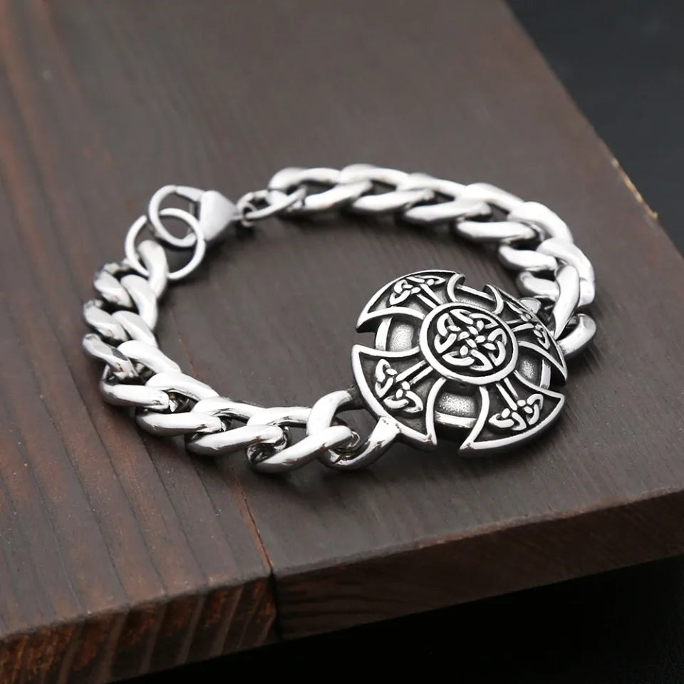 Celtic Knot Chain Bracelet — Stainless Steel