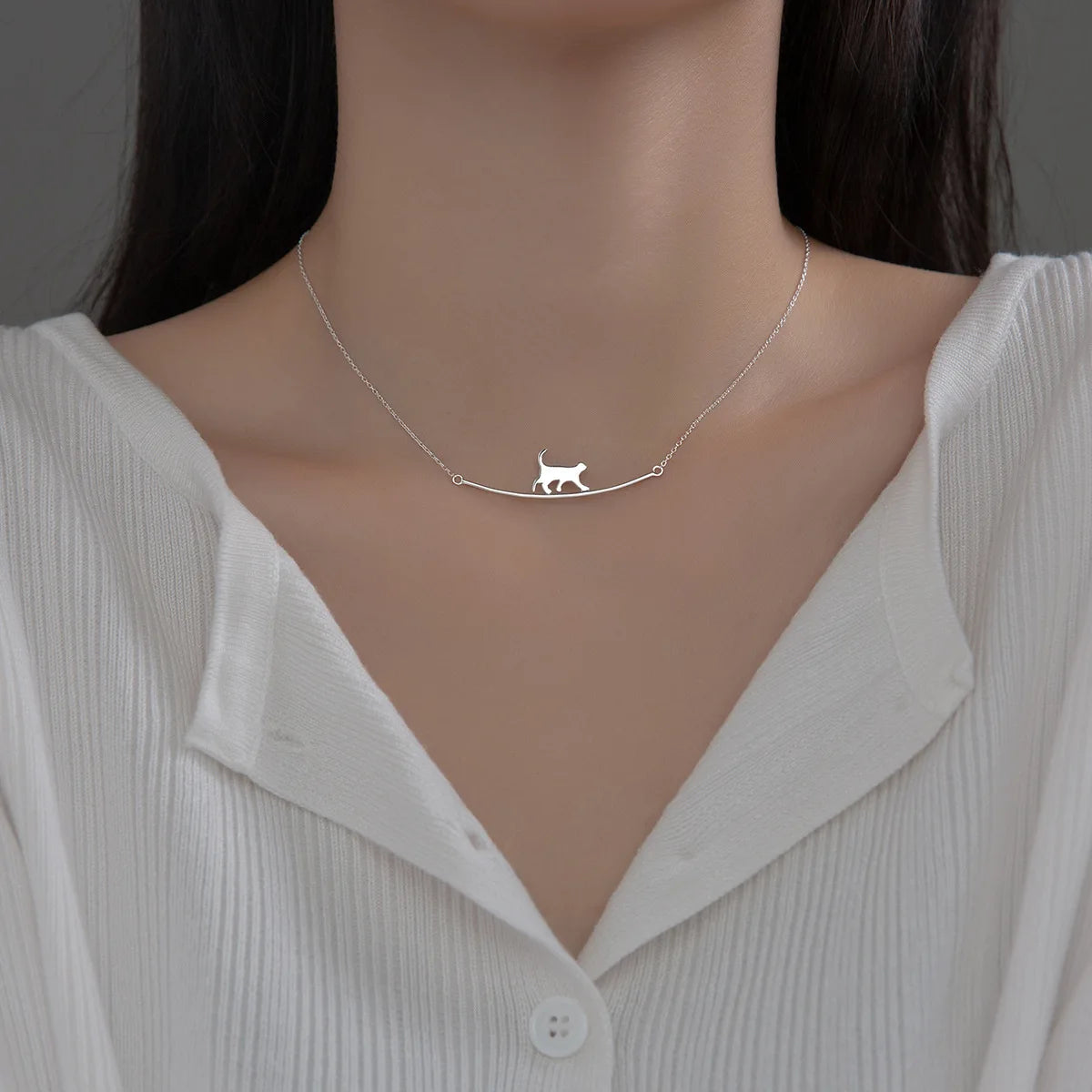 New Fashion Cat Curved Simple Personality 925 Sterling Silver Jewelry Cute Animal Walking Cat Clavicle Chain Necklaces  XL090