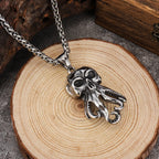 An exaggerated octopus sea monster pendant alloy necklace chain length 60CM fashion stereo can send friends