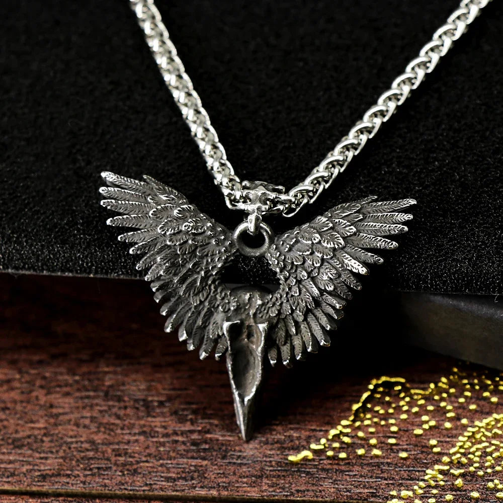 Vintage Wing Crow Skull Pendant Necklace Men Women Punk Goth Raven Skull Necklace Choker Fashion Stainless Steel