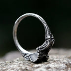 Skull Ring — Gothic Steel Vintage