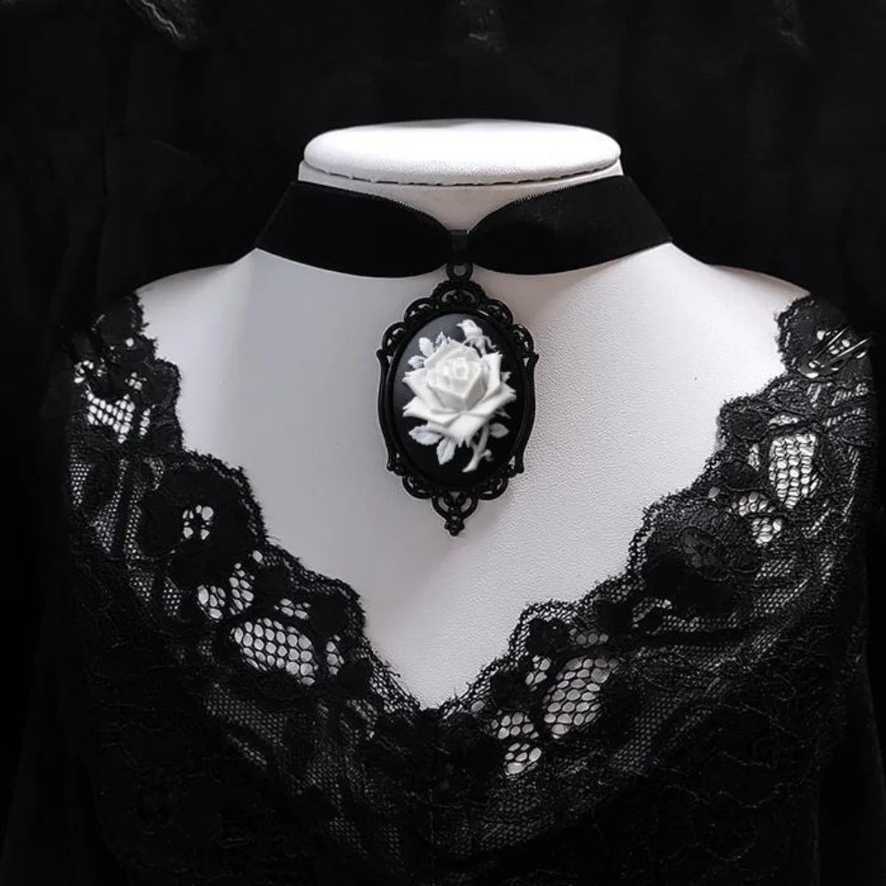 Gothic Crow Pendant Necklace