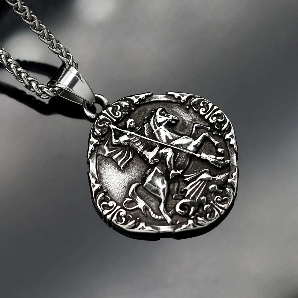 New Jewelry Viking War Horse Greek Latin Knights stainless steel Templar Exquisite Commemorative Seal Pendant Necklace
