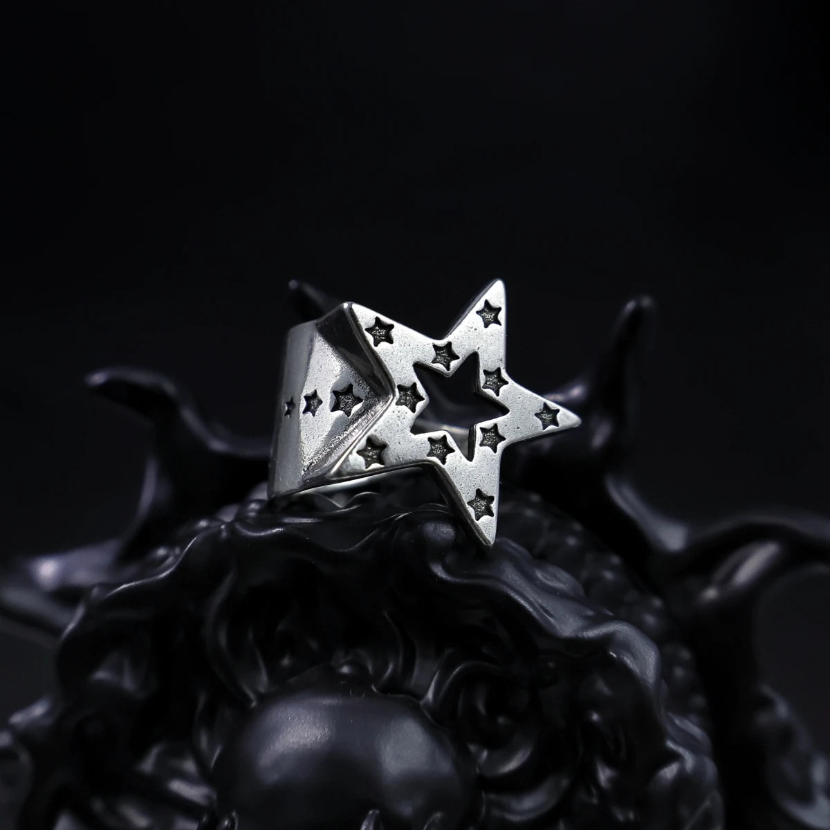 LENNIK "Nyota" Star Ring Adjustable S925 Wrapped Gothic Punk Edgy Jewelry for Men Women Retro Accessories Unisex