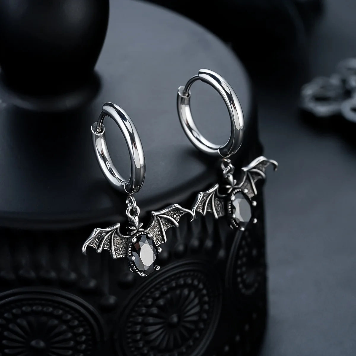Vintage Gothic Bat Pendant Hoop Earrings for Men Women Black Oval Zircon Dangle Earring Punk Halloween Jewelry