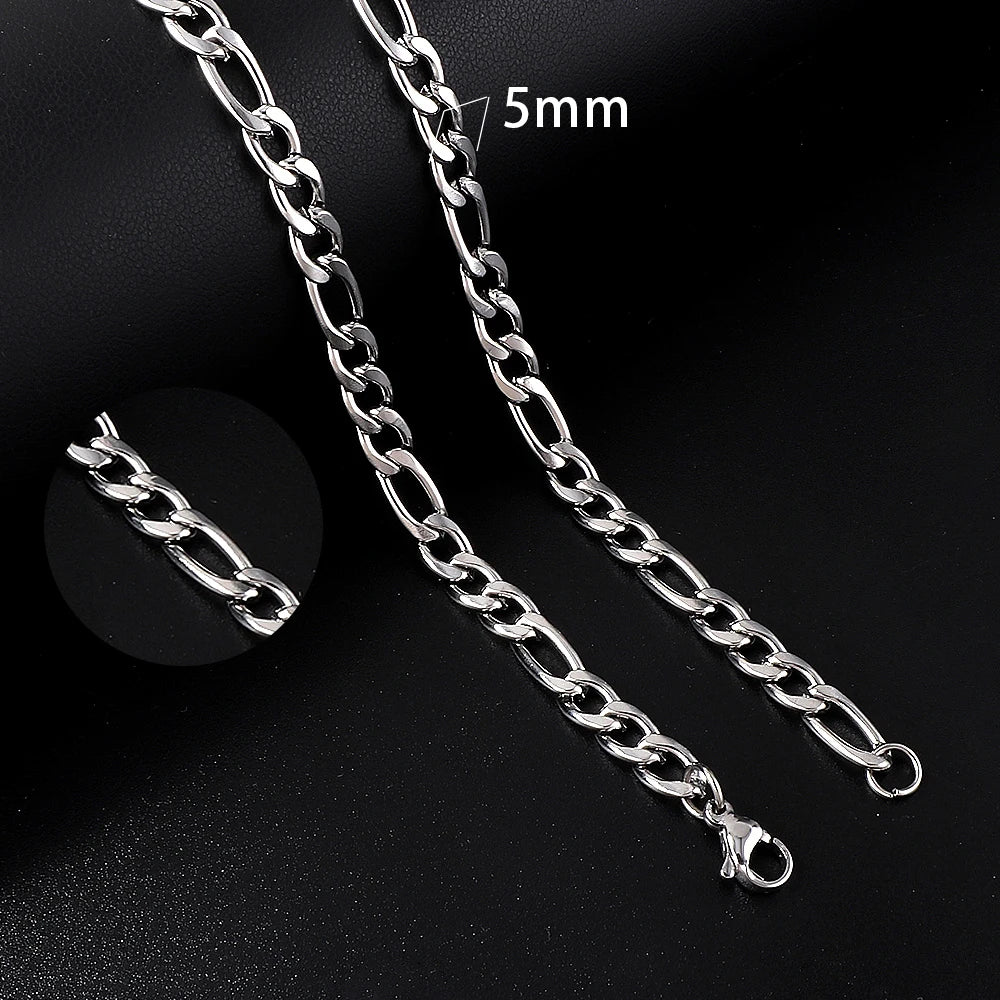 Vintage Cuban Chain Necklace — Gold