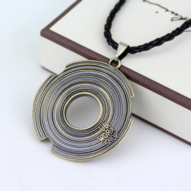 Fashion Metal Alloy Assassins Ezio Cosplay Pendant Necklace Knights Templar Iron Cross Necklaces For Men Women Connor