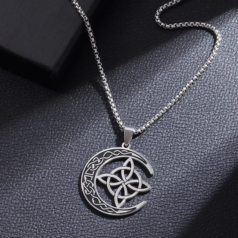 Vegvisir Nordic Rune Compass Pendant Necklace — Zinc Alloy