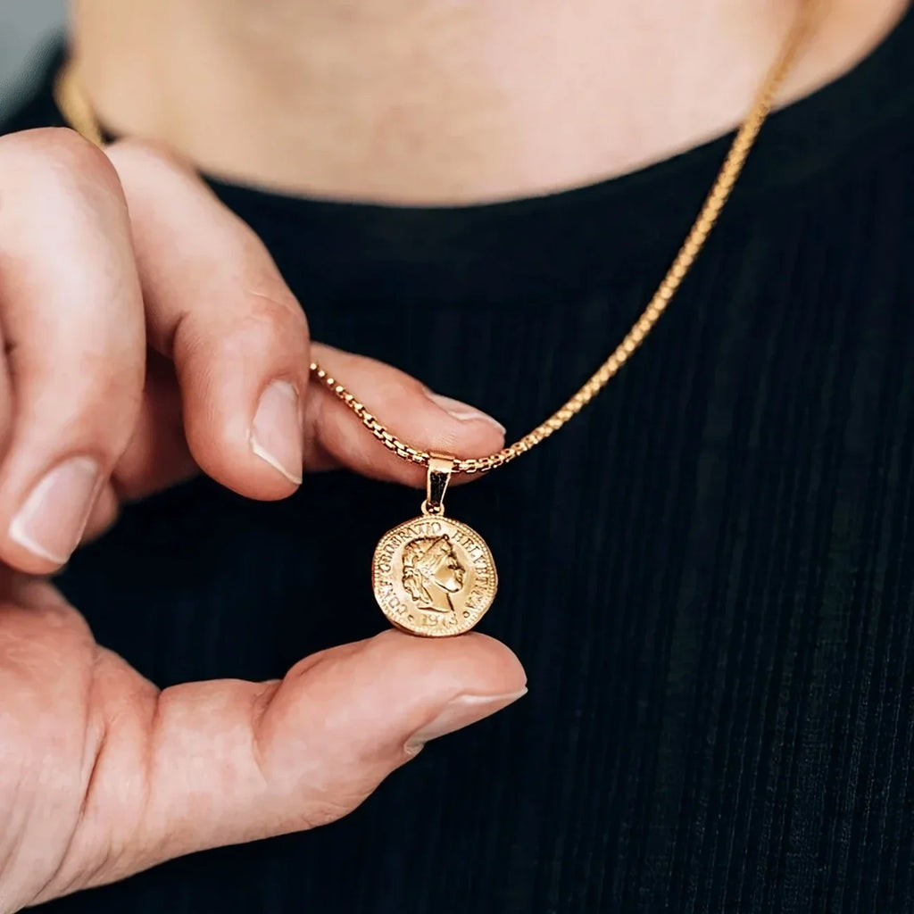 Chunky Punk Style Portrait Round Shape Pendant Necklace Waterproof Stainless Steel Popcorn Link Chain Male Hip Hop Jewelry Gifts