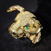 Noble Iced Out Bull Head Ring for Men/Women with Green CZ Eyes Hip Hop Charming Jewelry for Party Rapper Style Accessory
