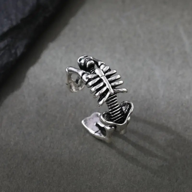 Retro Punk Skull Design Ring For Men Adjustable Personality Gothic Style Fashion Metal Bone Shape Ring Jewelry