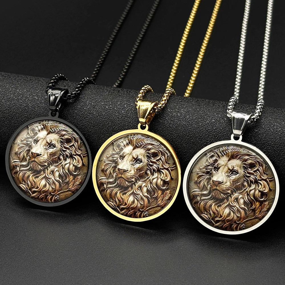 Lion King Glass Round Medallion Pendant — Gold