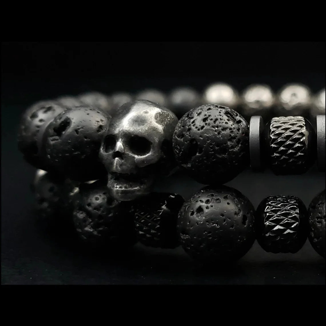 Skull Bead Elastic Bracelet — Stainless Steel