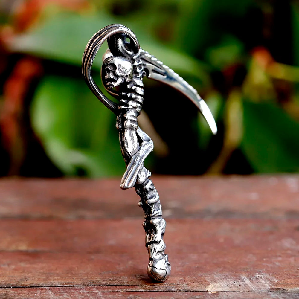 2023 NEW 316L stainless steel Vintage Sickle skull biker High Quality Jewelry Special Design Skeleton Men's Pendant