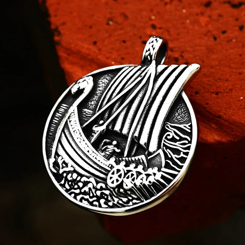 Viking Navigation Skull Pendant — Stainless Steel