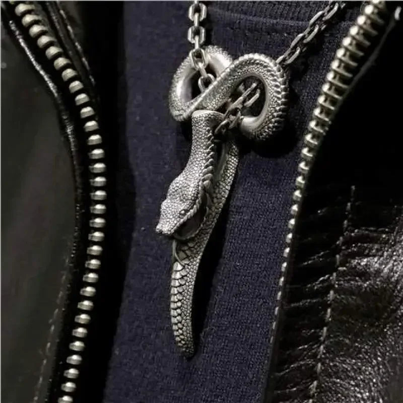 Snake Demon Skull Pendant Necklace — Gothic Vintage