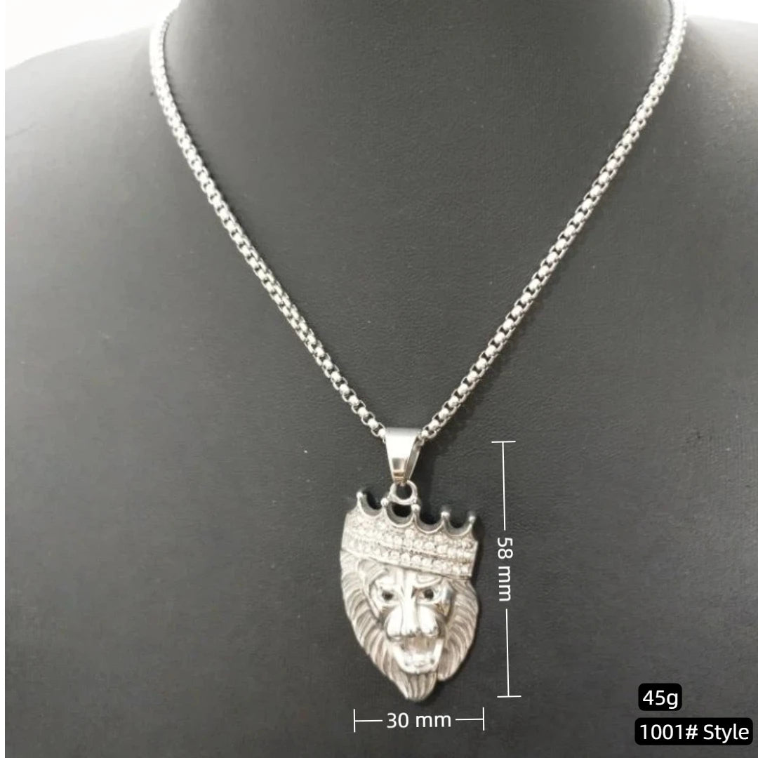 Iced Out Lion Head Round Pendant — Gold