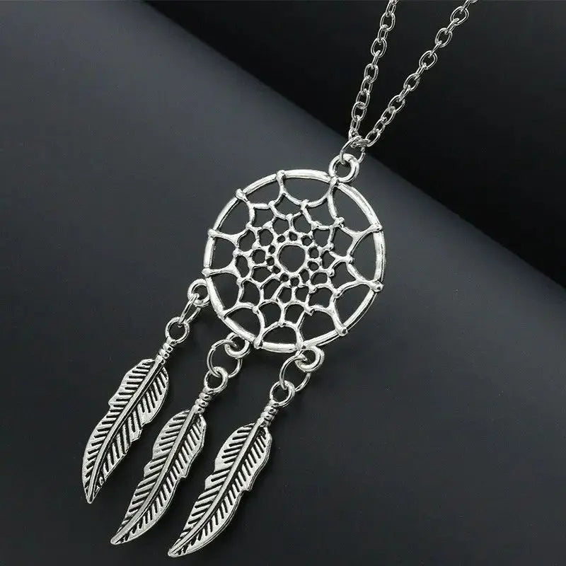 Hollow Dreamcatcher Pendant Necklace for Women Fashion Leaf Feather Necklaces Vintage Ethnic Fashion Party Jewelry Gift Bijoux