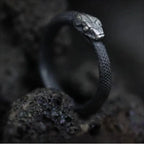 Articulated Snake Ring — Black