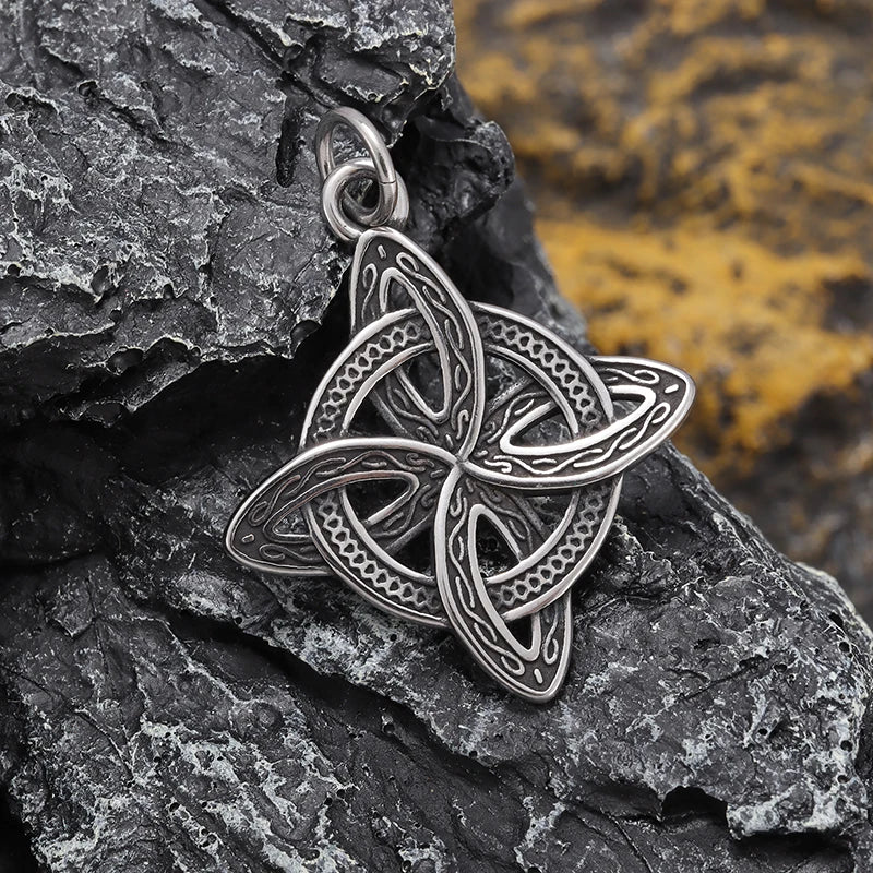 Celtic Witch Knot Pendant Necklace — Stainless Steel