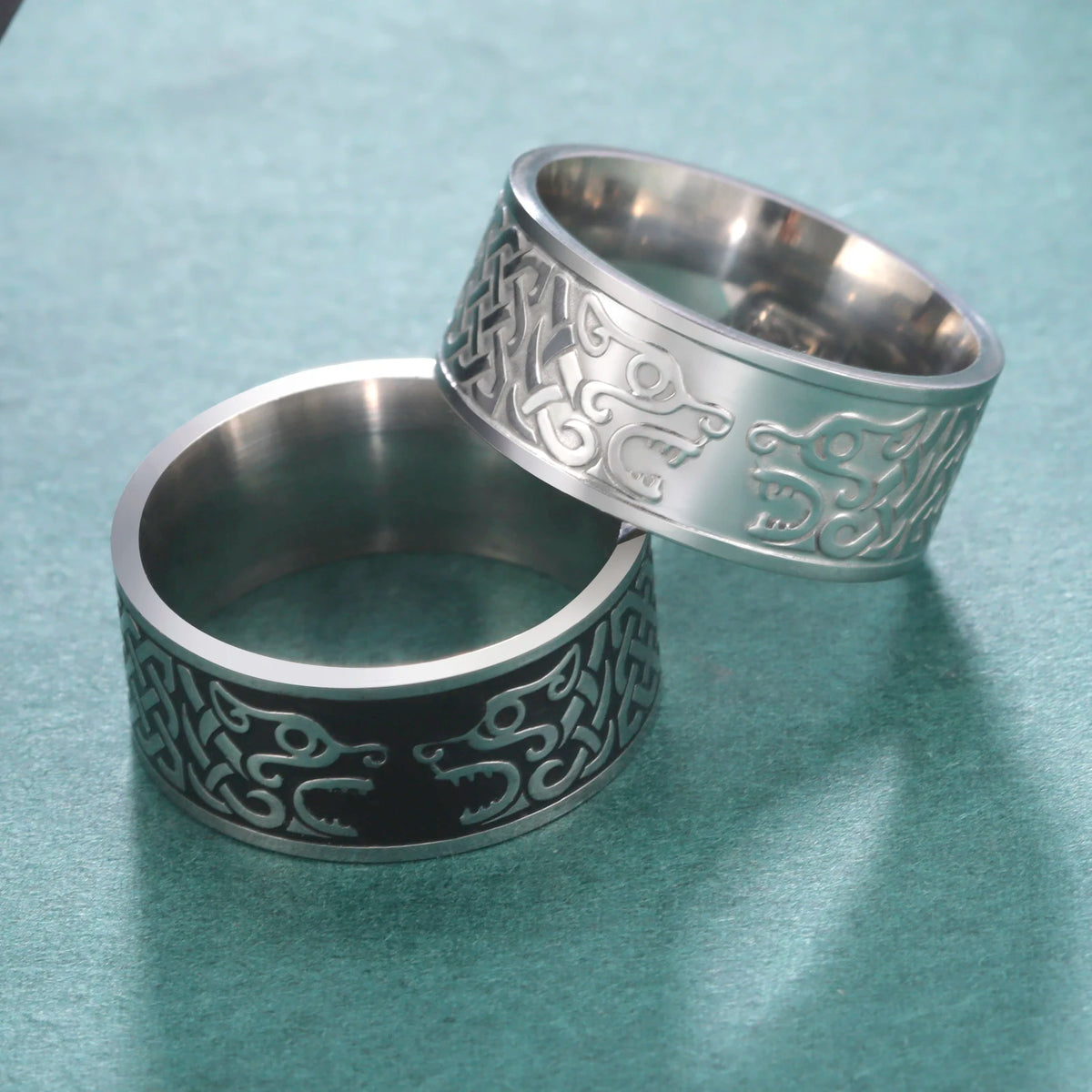 Viking Giant Wolf Knot Ring — Stainless Steel