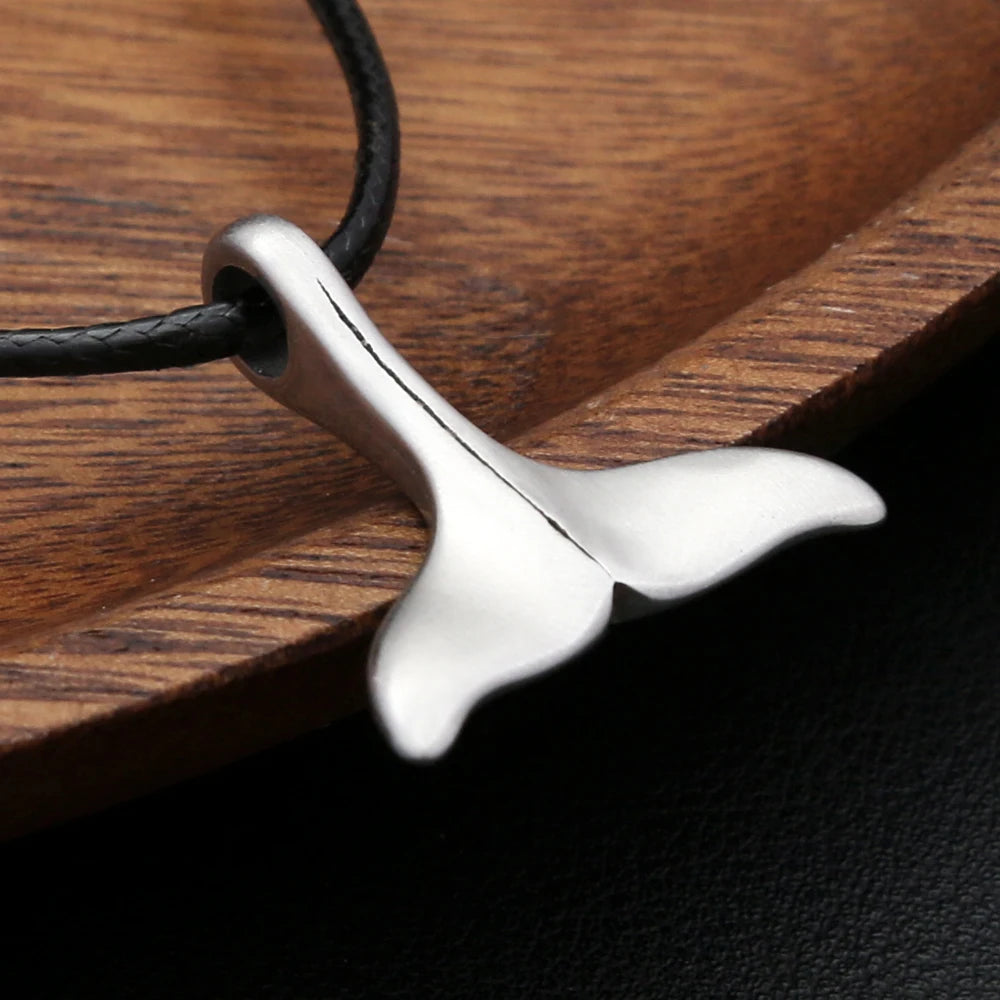 New Fashion Vintage Whale Fish Tail Pendant Necklaces For Men Women 316L Stainless Steel Punk Sea Animal Jewelry Gifts Wholesale