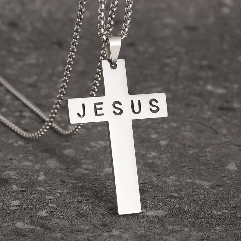 Templar Cross Round Medal Pendant Necklace — Stainless Steel