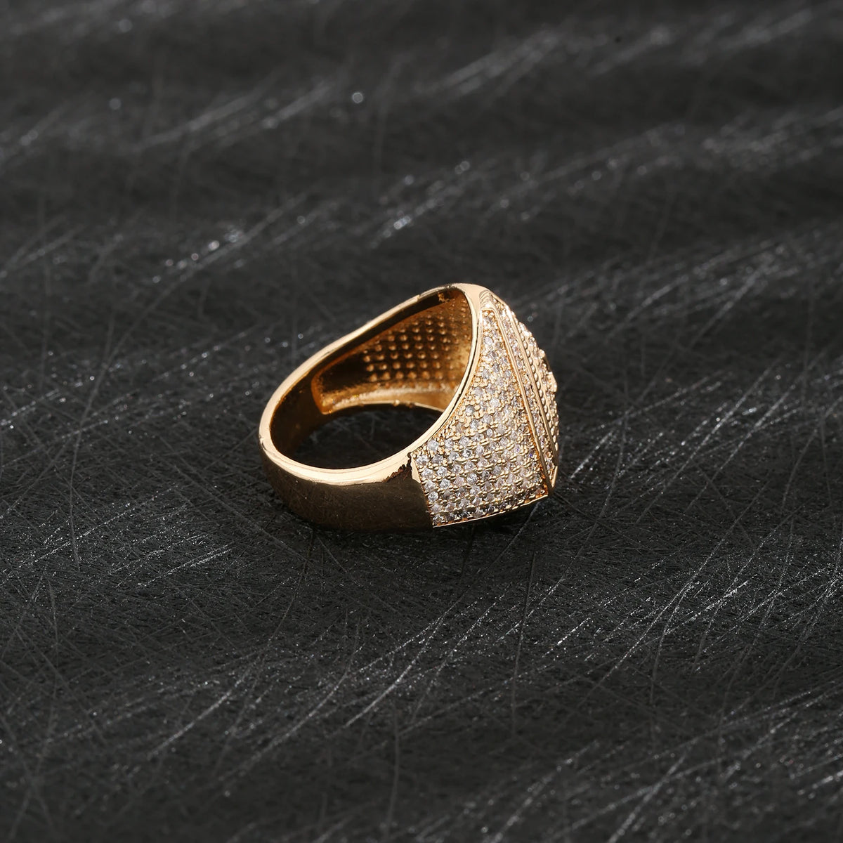 Triangle Cross Ring Sizes 8-10 — Copper Alloy