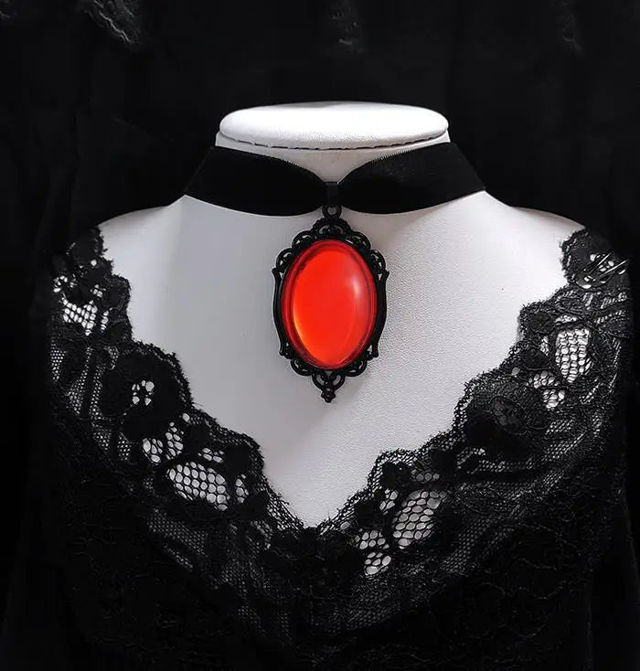Gothic Crow Pendant Necklace