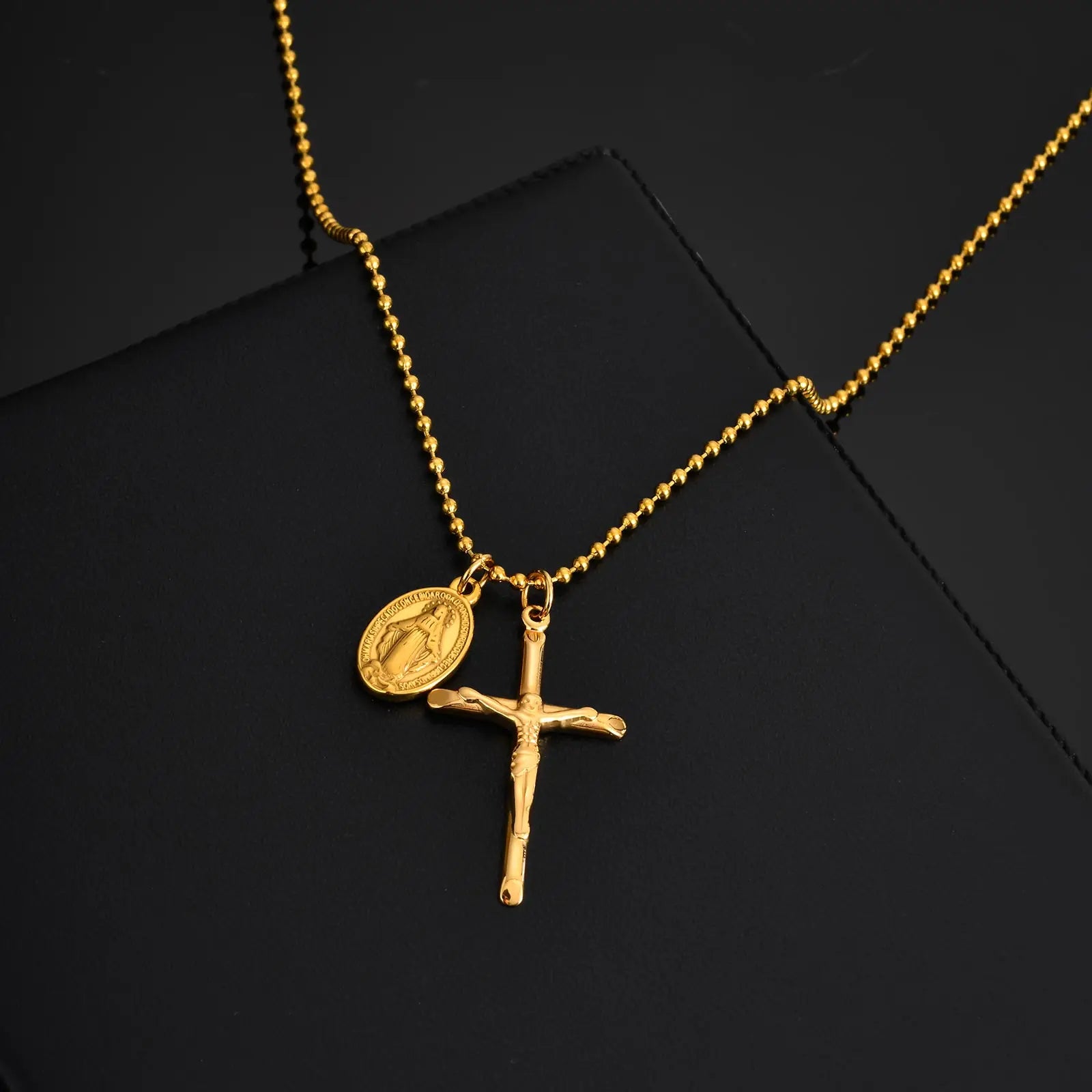 Vintage Virgin Mary Cross Pendant Necklace for Men, Fashion Stainless Steel Beaded Chain Necklace, Religious Prayer Jewelry