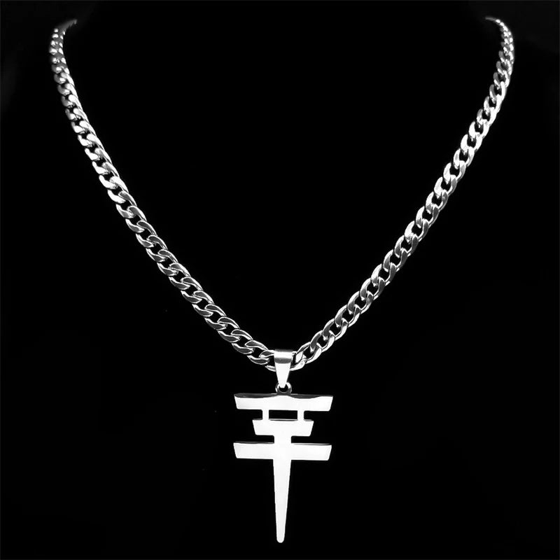 Silver Pendant Statement Necklace — Stainless Steel