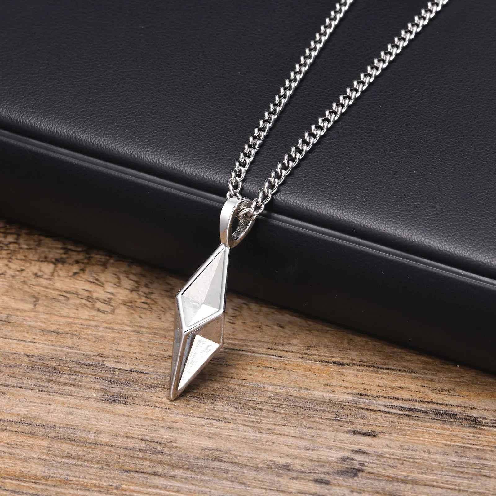 Star 4-Pointed Pendant Necklace — Stainless Steel