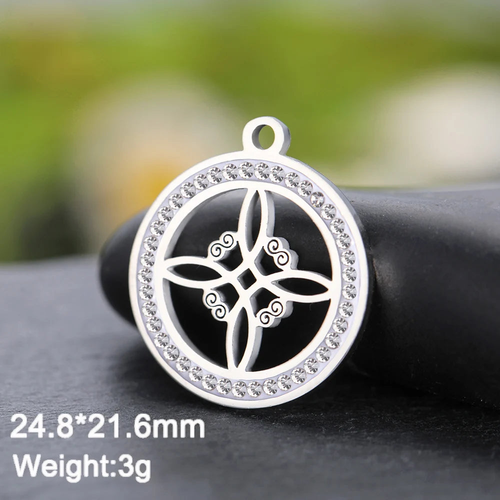 Trinity Witch Knot Charm Pendant — Steel